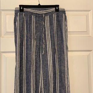 Old navy linen pants. Never worn